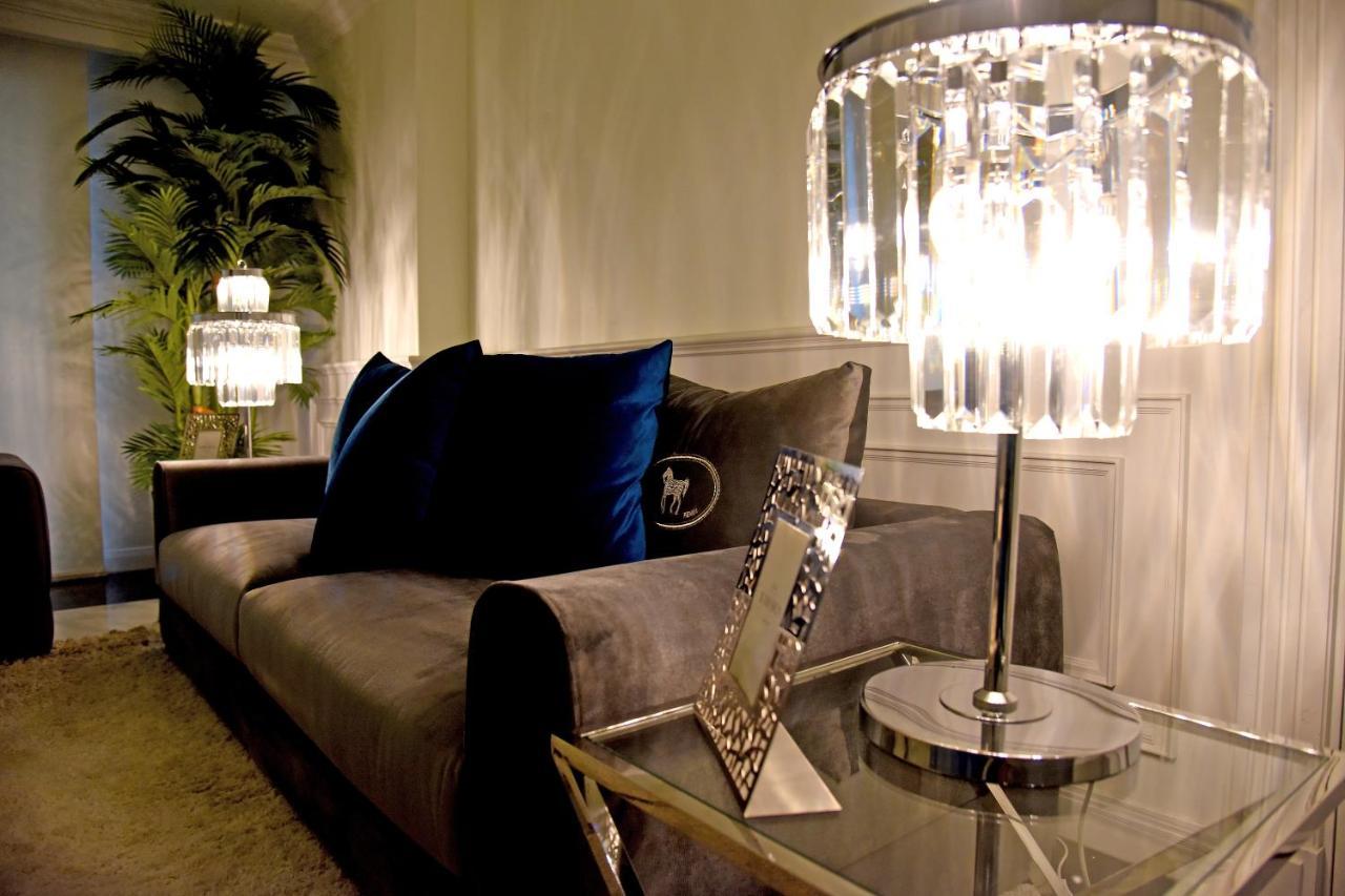 Versace Tower Luxury Suites - Downtown เบรุต ภายนอก รูปภาพ